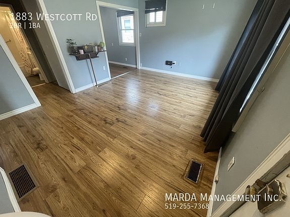 3rd image of 1883 Westcott Rd