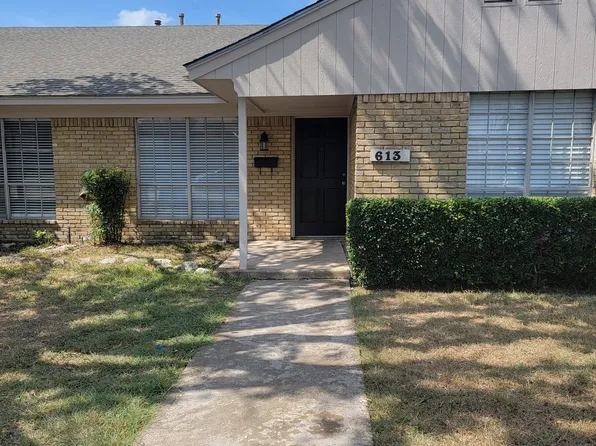 613 Woodhaven Pl, Richardson, TX 75081