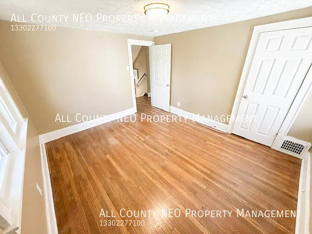 321 Grace Ave — Photo 14
