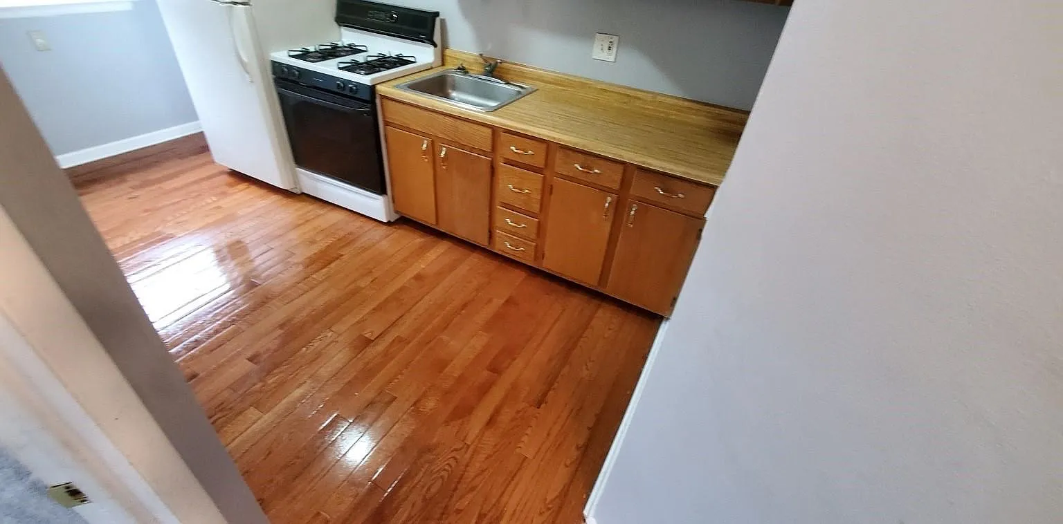 1 bed, $1,150 — Photo 3