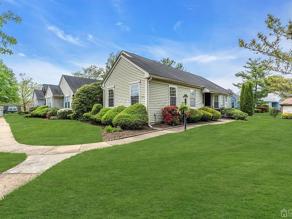 169 Concordia Cir A, Monroe Township, NJ 08831 Zillow