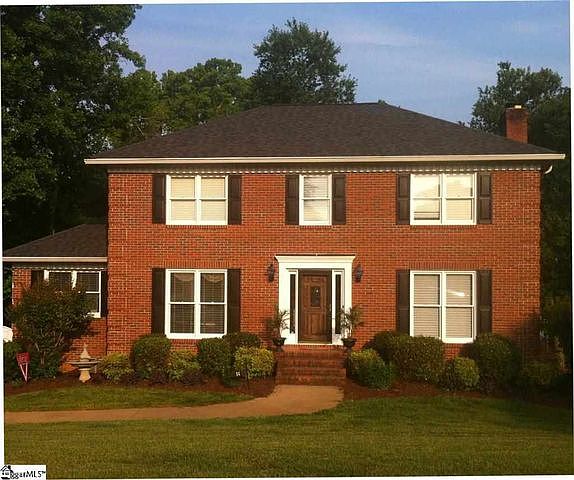 1st image of 14 Bernwood Dr
