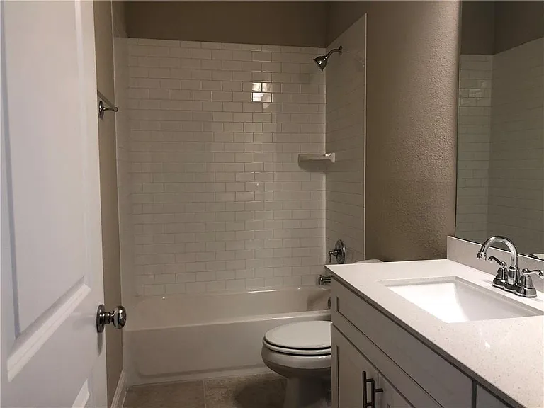 4592 Titus Cir — Photo 5