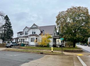 753 1/2 Marinette Ave #2, Marinette, WI 54143