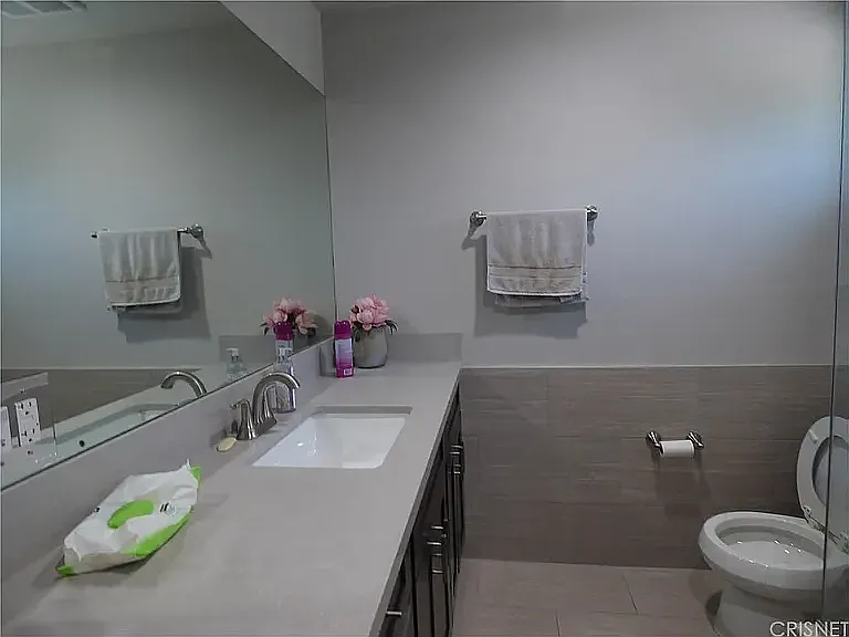 22403 Philiprimm St — Photo 22