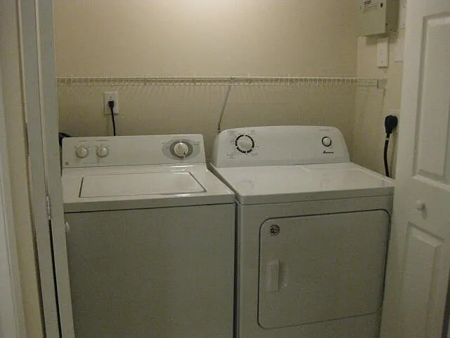 620 SW 111th Ave #103 — Photo 6
