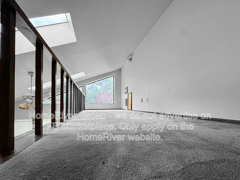 4720 NE 31st St — Photo 12