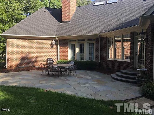 205 Berry Hill Dr — Photo 35
