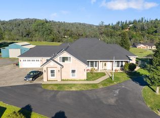 14440 Seabiscuit Ct, Redding, CA 96003