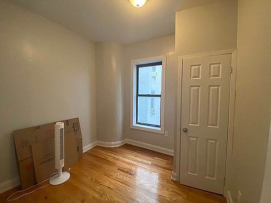 5th image of 570 W 159th St #8