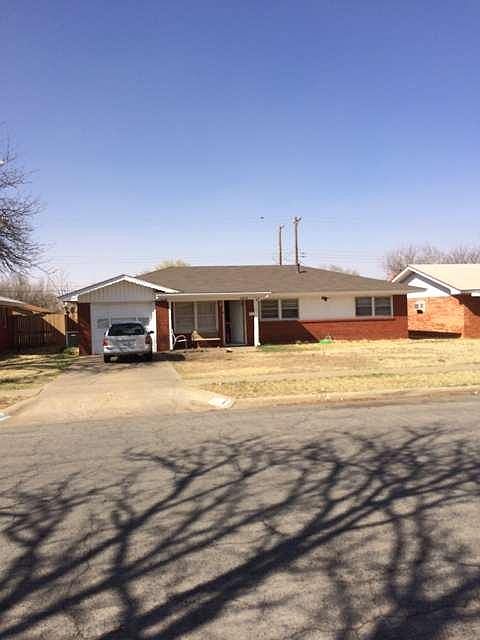 2nd image of 4932 8th St