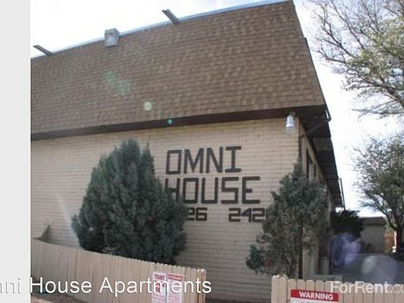 3rd image of 2426 Garfield Ave SE APT 3