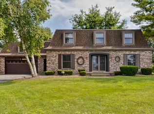 703 Old Orchard Rd, Harvard, IL 60033