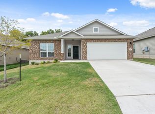 2217 Petersburg Ln, Temple, TX 76504
