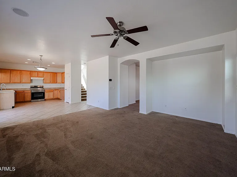 14584 W Watson Ln — Photo 9