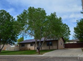 224 Sage Dr, Lamar, CO 81052