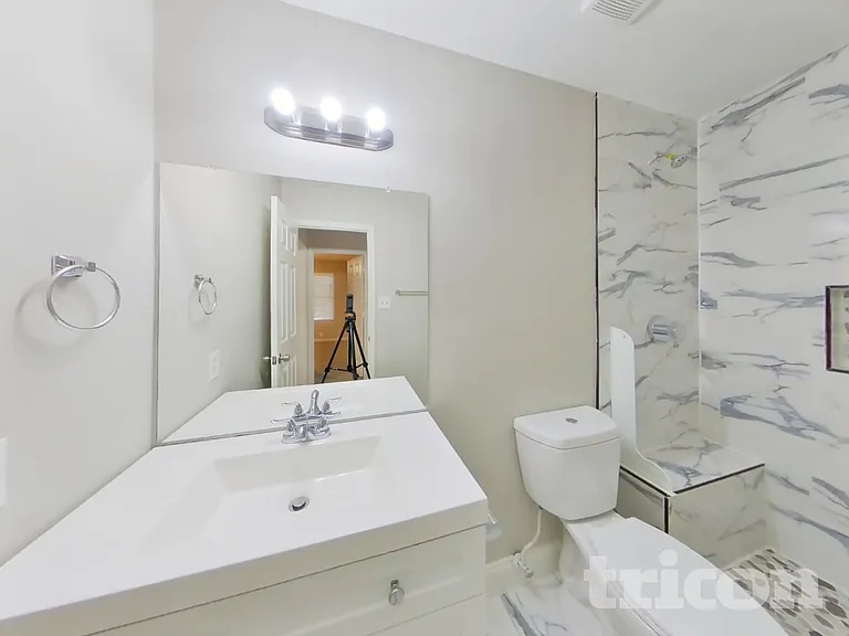 419 Windhurst Dr — Photo 22