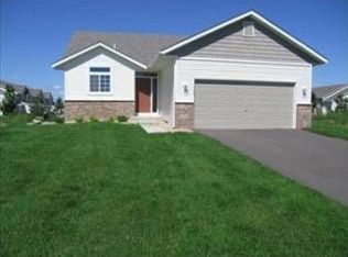 1123 Village St SE, New Prague, MN 56071