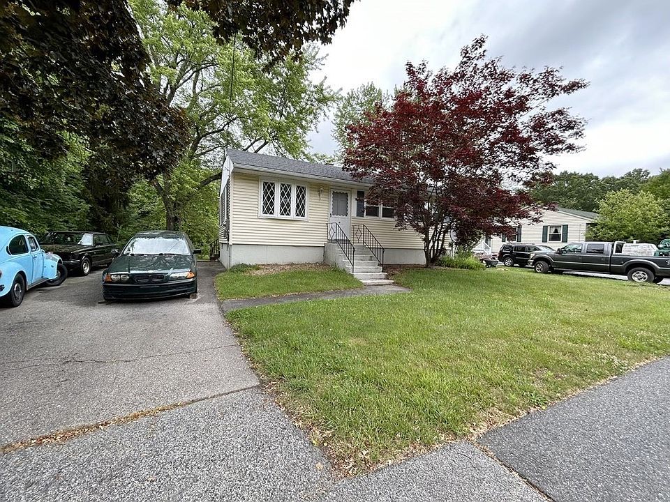 18 Robin Rd Westborough MA 01581 Apartments for Rent Zillow