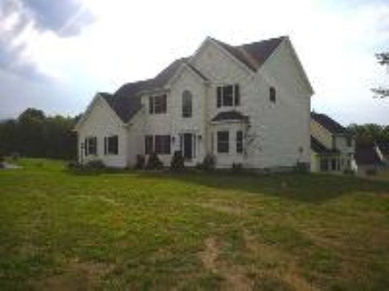 3rd image of 1 BRIDGET Circle