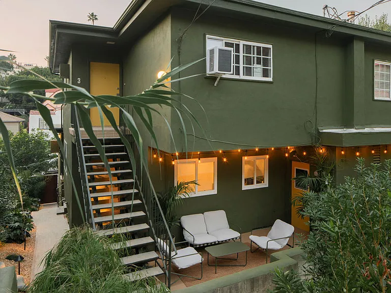 830 Tularosa Dr #2 — Photo 22