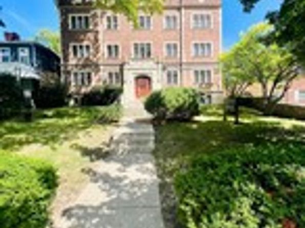 60 E Norwich Ave #B