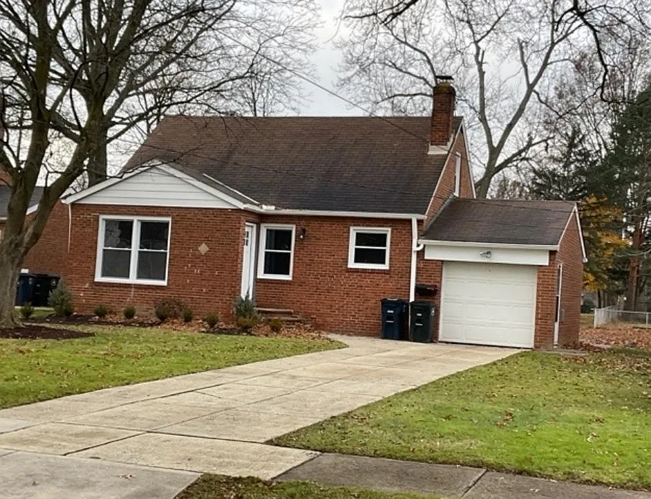 2 bed, 1138 sqft, $1,600 — Photo 2
