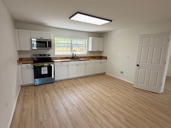 5th image of 2464 Old Mobile Ave #A