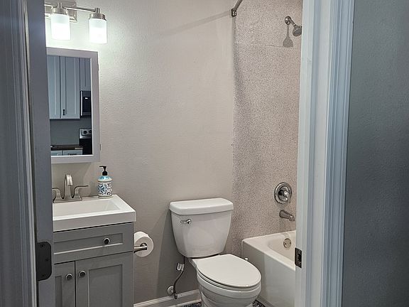 5th image of 390 W Cocoa Beach Cswy APT 30