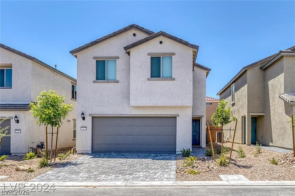 5 bed, 3.0 bath, 2290 sqft, $2,550 — Photo 1