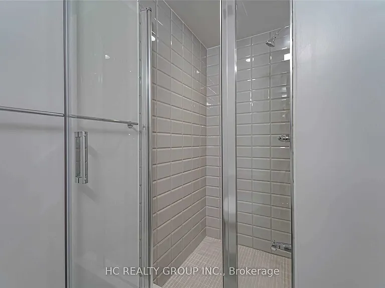 203 College St #1505 — Photo 12