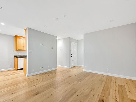 5th image of 505 Cypress Point Dr Unit 74