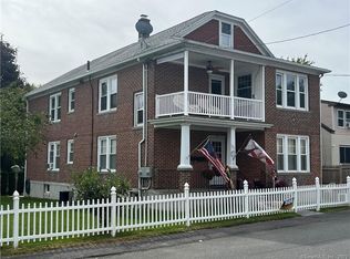 105 Hawthorne Ave, Waterbury, CT 06708