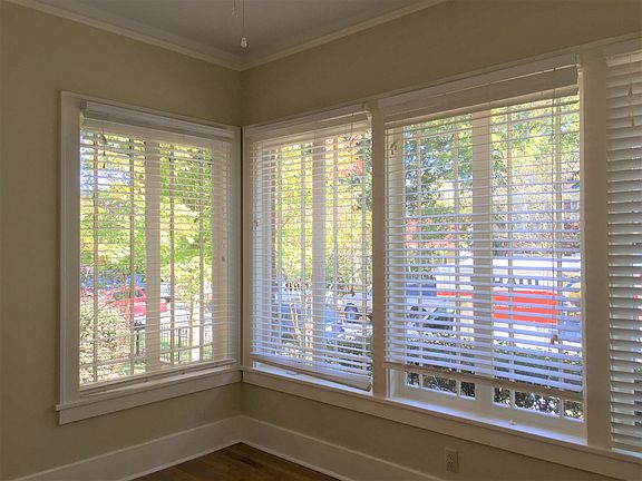 3rd image of 620 Rock St APT 1