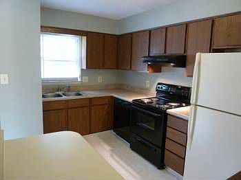 5th image of 107 Weatherstone Dr Unit D