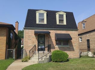 9140 S Paxton Ave, Chicago, IL 60617