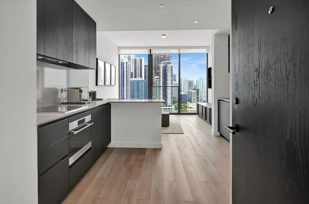 1 bed, 1.0 bath, 490 sqft, $4,995 — Photo 4