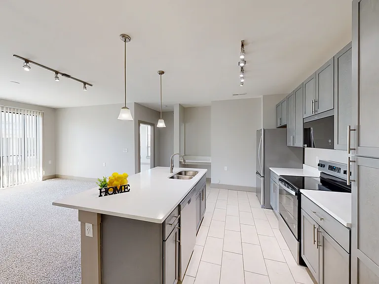 Latitude at Deerfield Crossing — Photo 82