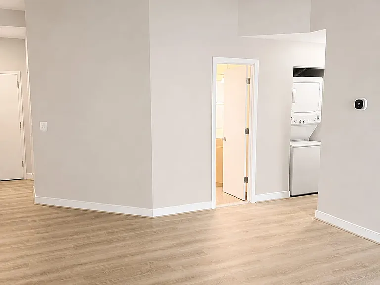 7500 Woodmont Ave #217 — Photo 3