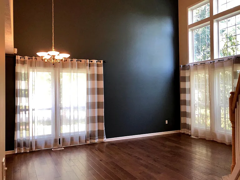 703 Maple Hill Ct SE — Photo 4