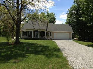 21150 State Line Rd, Bristol, IN 46507