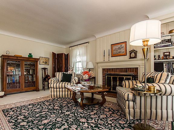 2nd image of 19032 Colahan Dr