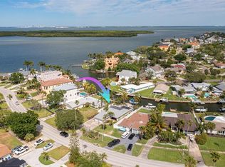 5623 Bayou Grande Blvd NE, Saint Petersburg, FL 33703