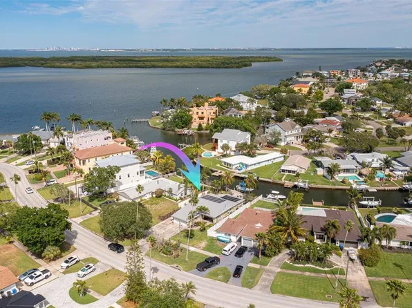 5623 Bayou Grande Blvd NE, Saint Petersburg, FL 33703