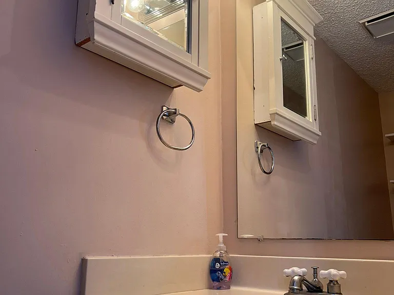 1/2 bath on the 1st floor