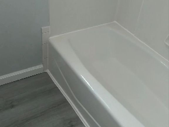 2nd image of 731 Prospect St #10