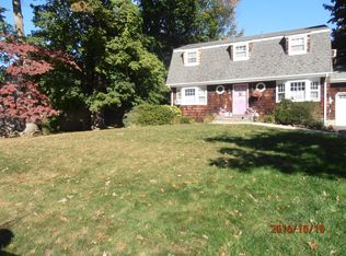 12 Allwood Pl, Hillsdale, NJ 07642
