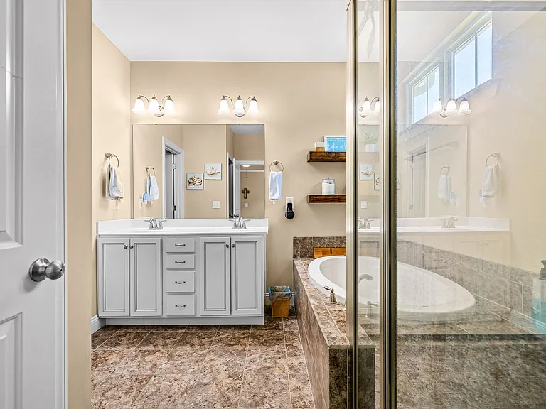 357 Belvedere Dr — Photo 31