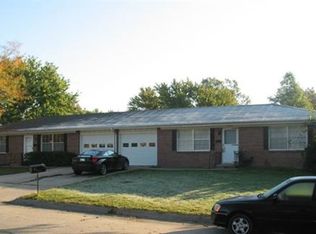 2716 Ridge Ct, Lawrence, KS 66046