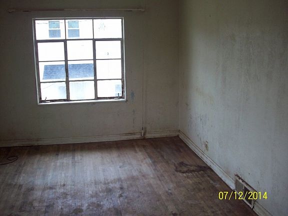 4th image of 510 Walker St